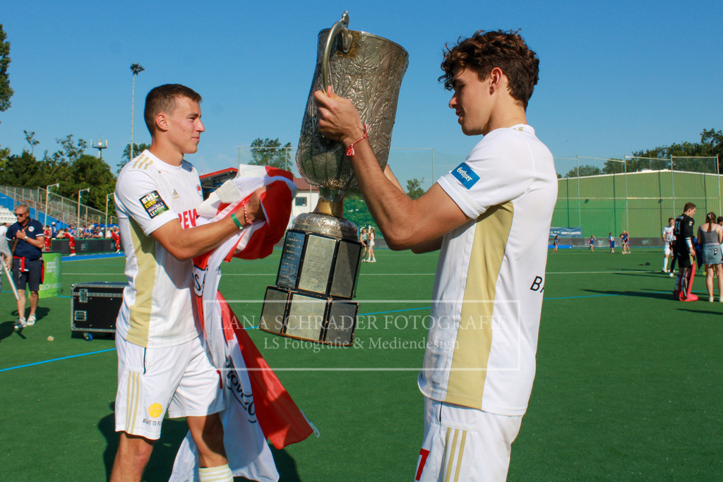 DM23 Finale Herren Mannheimer HC -  Rot-Weiß Köln 04.06.23-200 | lanaschraderfotografie - Realisiert mit Pictrs.com
