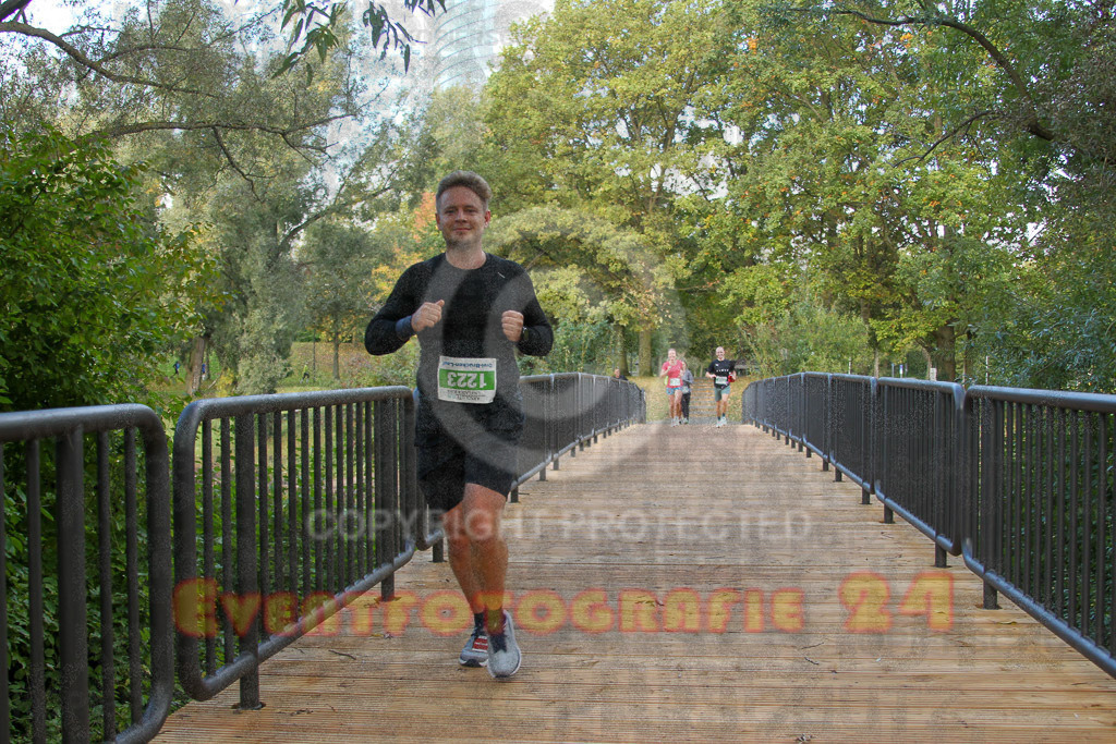231015_1008_EV4_0765 | Sportfotografie im Rhein-Sieg Kreis, Köln, Bonn, NRW, Rheinland Pfalz, Hessen, etc. Unser Tätigkeitsfeld umfasst den Laufsport vom Volkslauf über den Marathon, Duathlon, Triathon bis zum Ultralauf wie Kölnpfad Ultra oder Schindertrail.