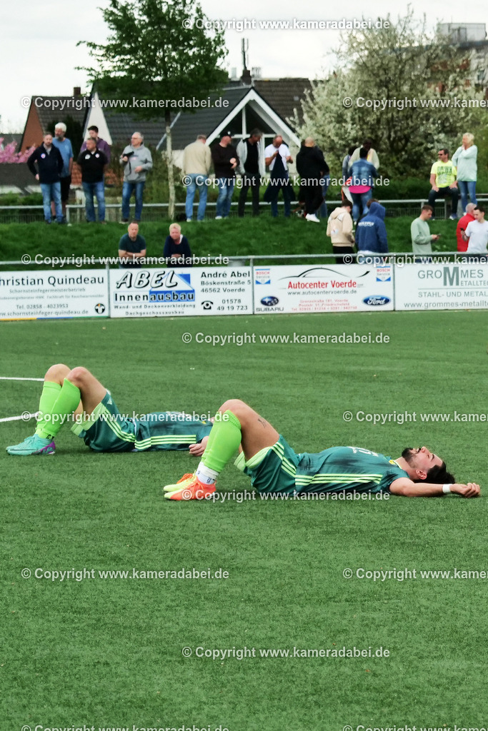 Fußball : Bezirksliga : SV 08/29 Friedrichsfeld - SUS 09 Dinslaken am 07.04.2024 | Fußball : Bezirksliga : SV 08/29 Friedrichsfeld - SUS 09 Dinslaken am 07.04.2024
 - Realisiert mit Pictrs.com