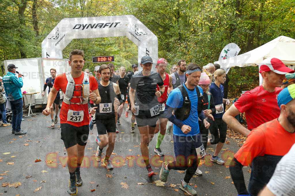 241027_1008_EX1_3497 | Sportfotografie im Rhein-Sieg Kreis, Köln, Bonn, NRW, Rheinland Pfalz, Hessen, etc. Unser Tätigkeitsfeld umfasst den Laufsport vom Volkslauf über den Marathon, Duathlon, Triathon bis zum Ultralauf wie Kölnpfad Ultra oder Schindertrail.