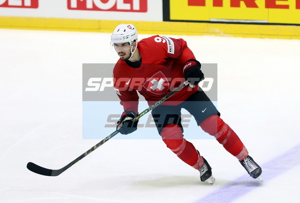 Damien Riat - SUI | Damien Riat - SUI - Realisiert mit Pictrs.com