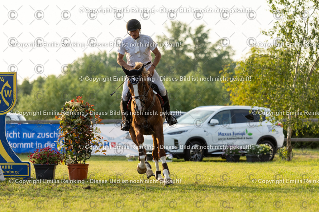 CL5A1546 | Emilia Reinking Fotografie - Realisiert mit Pictrs.com