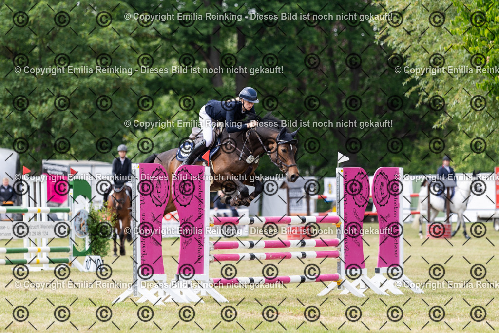 CL5A7807 | Emilia Reinking Fotografie - Realisiert mit Pictrs.com