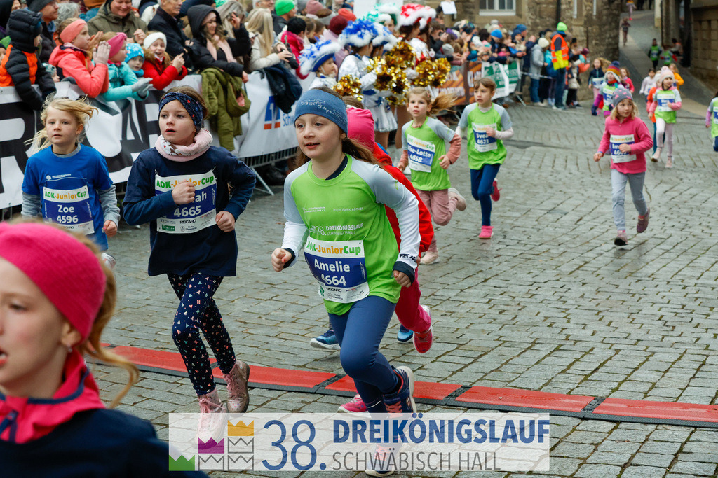 400m AOK Junior Cup | 3 Koenigslauf 2024 400m AOK Junior Cup - Realisiert mit Pictrs.com