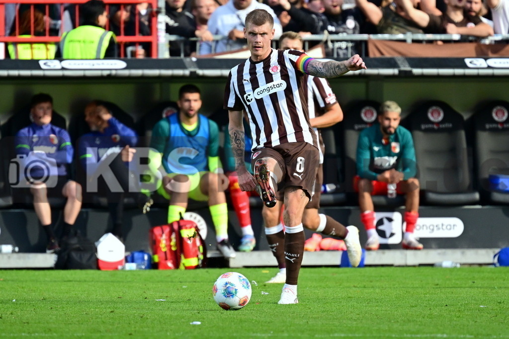 KBS Picture_FCStPauli-FCAugsburg_043 | Smith Eric (St.Pauli) ,Sportplatz :  Millerntor Stadion, - Realisiert mit Pictrs.com