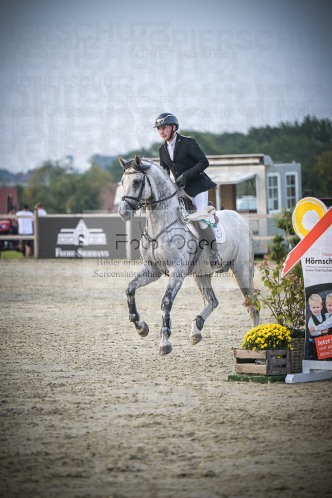DOS_0084 | Entdecke hochwertige Reitturnierfotos von Foto Oger. Professionell, emotional und authentisch – jetzt Lieblingsmomente im Shop bestellen.Deutschlandweite Turnierfotografie. - Realisiert mit Pictrs.com