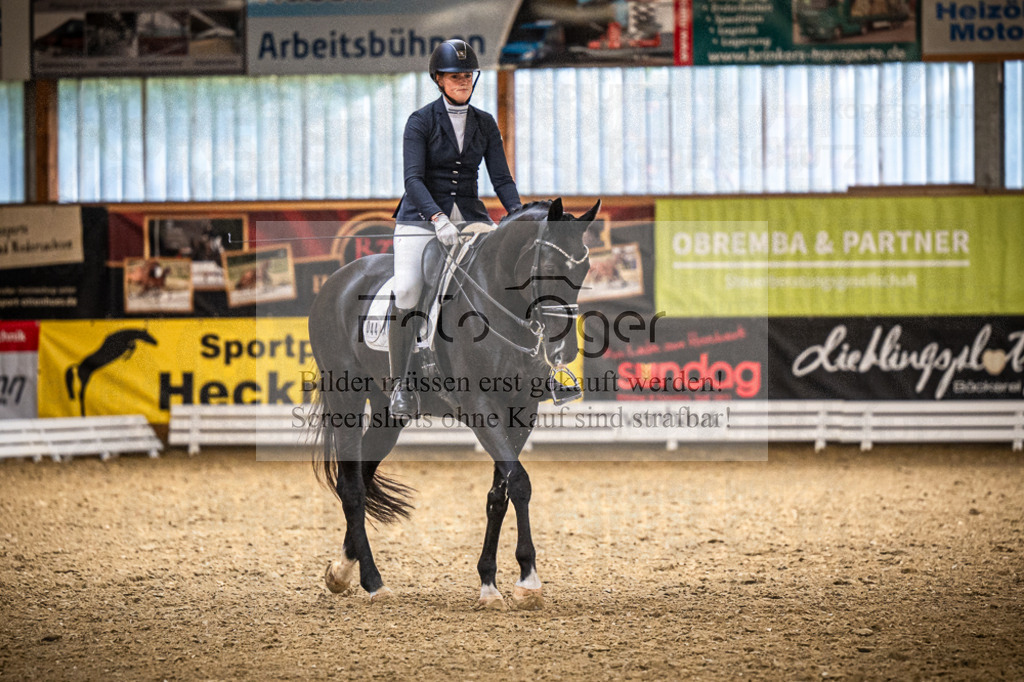 DOS_0947 | Entdecke hochwertige Reitturnierfotos von Foto Oger. Professionell, emotional und authentisch – jetzt Lieblingsmomente im Shop bestellen.Deutschlandweite Turnierfotografie. - Realisiert mit Pictrs.com