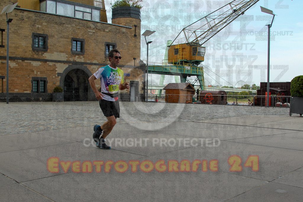250920_1516_EV4_8347 | Sportfotografie im Rhein-Sieg Kreis, Köln, Bonn, NRW, Rheinland Pfalz, Hessen, etc. Unser Tätigkeitsfeld umfasst den Laufsport vom Volkslauf über den Marathon, Duathlon, Triathon bis zum Ultralauf wie Kölnpfad Ultra oder Schindertrail.
