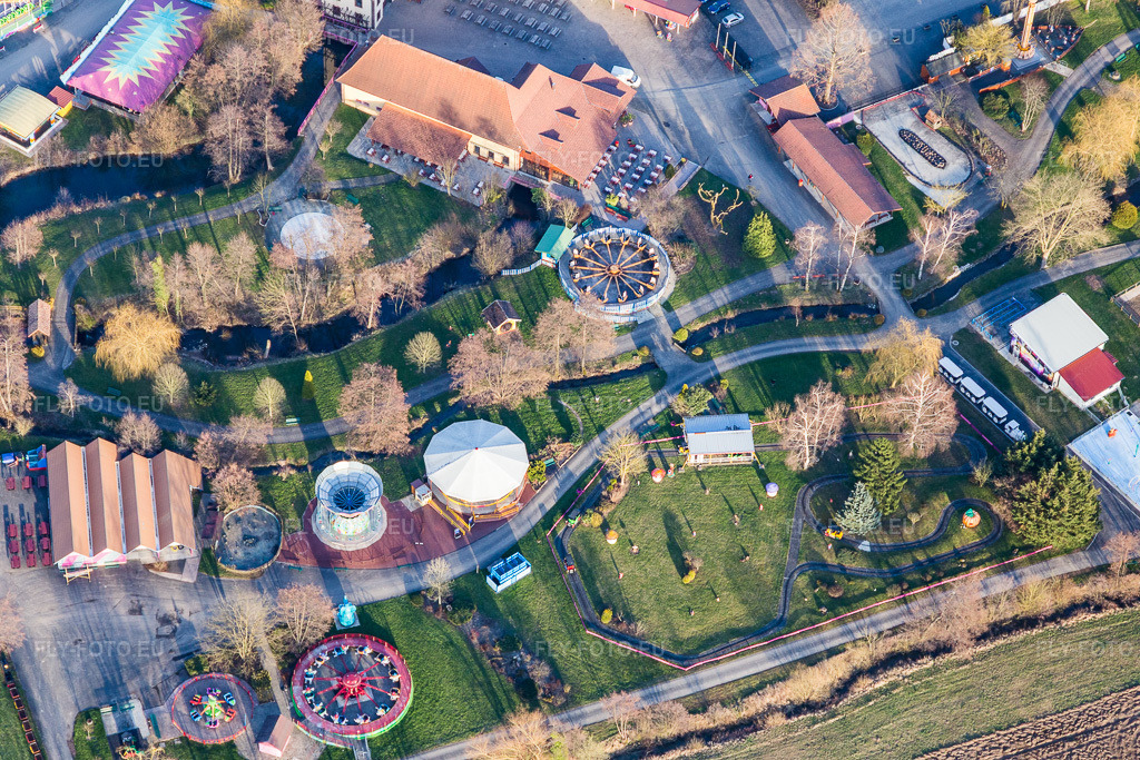 Vue aérienne: Centre de loisirs - Parc d'attractions Didiland à Morsbronn-les-Bains dans le département Bas Rhin, France. Photo: IMG_104960.jpg prise le 21/03/2018 par Werner Riehm/FLY-FOTO.eu – Résolution de l'original: 5472 x 3648 px