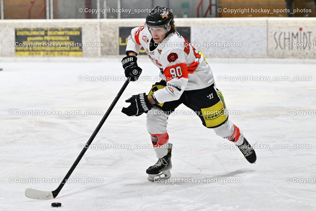 EC MET PHOTOVOLTAIK HORNETS SPITTAL vs. EV ZELTWEG MURTAL LIONS | #90 Bärnthaler Valentin EV ZELTWEG MURTAL LIONS, EC MET PHOTOVOLTAIK HORNETS SPITTAL vs. EV ZELTWEG MURTAL LIONS, EC MET PHOTOVOLTAIK HORNETS SPITTAL vs. EV ZELTWEG MURTAL LIONS am 08.02.2026 in Spittal an der Drau (Eissportzentrum Spittal), Austria, (Photo by Bernd Stefan)