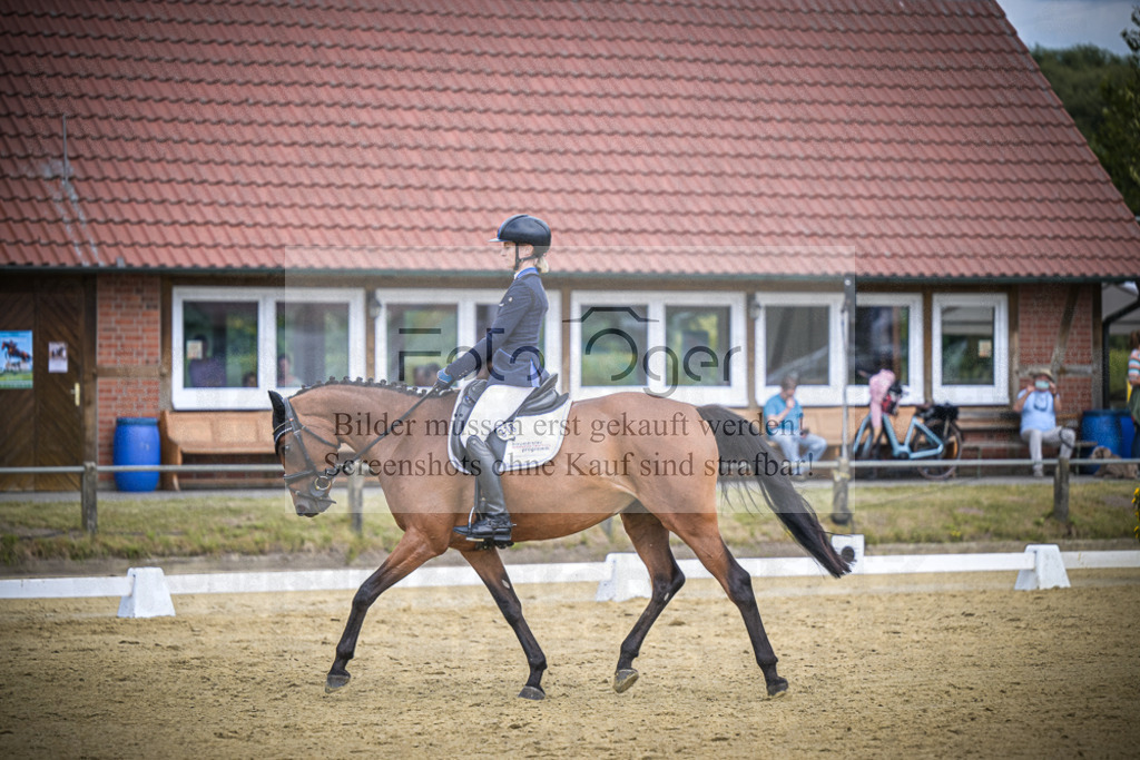 DOS_1961 | Entdecke hochwertige Reitturnierfotos von Foto Oger. Professionell, emotional und authentisch – jetzt Lieblingsmomente im Shop bestellen.Deutschlandweite Turnierfotografie. - Realisiert mit Pictrs.com