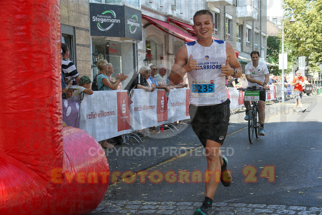 250621_1142_EX1_3818 | Sportfotografie im Rhein-Sieg Kreis, Köln, Bonn, NRW, Rheinland Pfalz, Hessen, etc. Unser Tätigkeitsfeld umfasst den Laufsport vom Volkslauf über den Marathon, Duathlon, Triathon bis zum Ultralauf wie Kölnpfad Ultra oder Schindertrail.