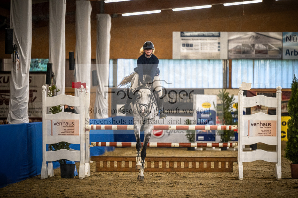 DOS_B1256 | Entdecke hochwertige Reitturnierfotos von Foto Oger. Professionell, emotional und authentisch – jetzt Lieblingsmomente im Shop bestellen.Deutschlandweite Turnierfotografie. - Realisiert mit Pictrs.com