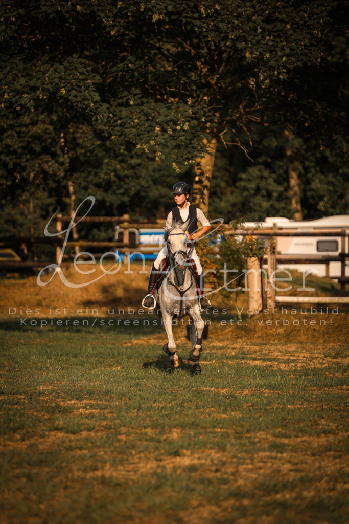 18.FrSpA00205 | Leoni Ertmer Photography - Realisiert mit Pictrs.com