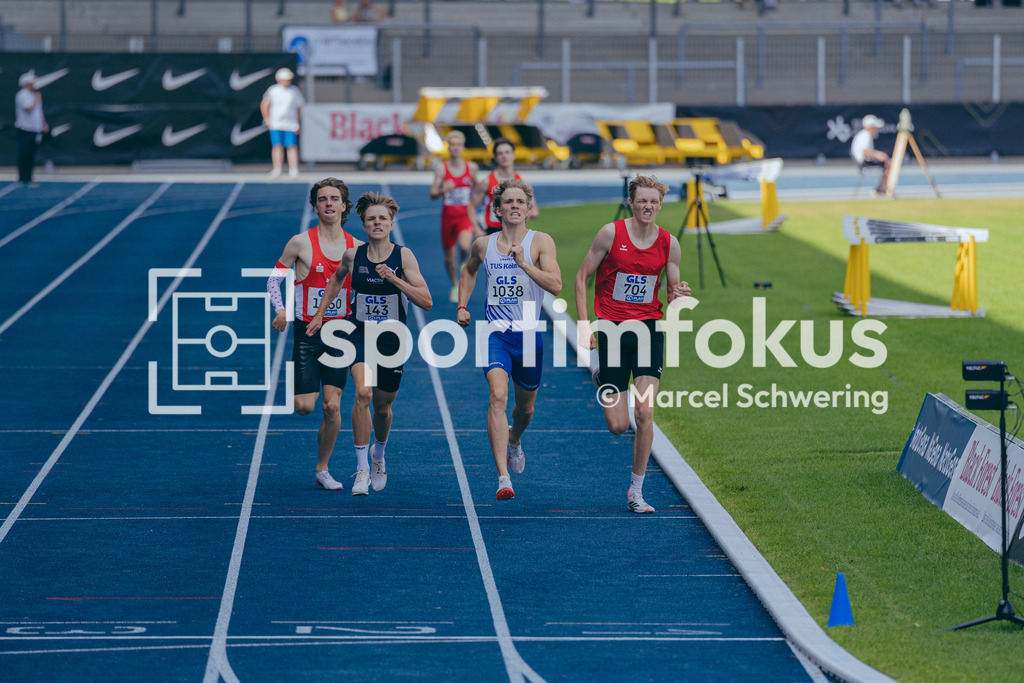 Deutsche Meisterschaften U20 / U16 2026 | Aik Straub, LG Olympia Dortmund, 1560, Paul Johann Weber, Berlin Athletics Capital Club, 143, Jan Emanuel Merheim, TuS Köln rrh., 1038, Theo Hielscher, TSV 1860 Stralsund, 704, 800-Meter-Lauf, Finale, Deutsche Meisterschaften der U20 &amp; U16 2026, Lohrheidestadion Bochum-Wattenscheid, 12.07.2026. Foto: Marcel Schwering / sportimfokus - Realisiert mit Pictrs.com