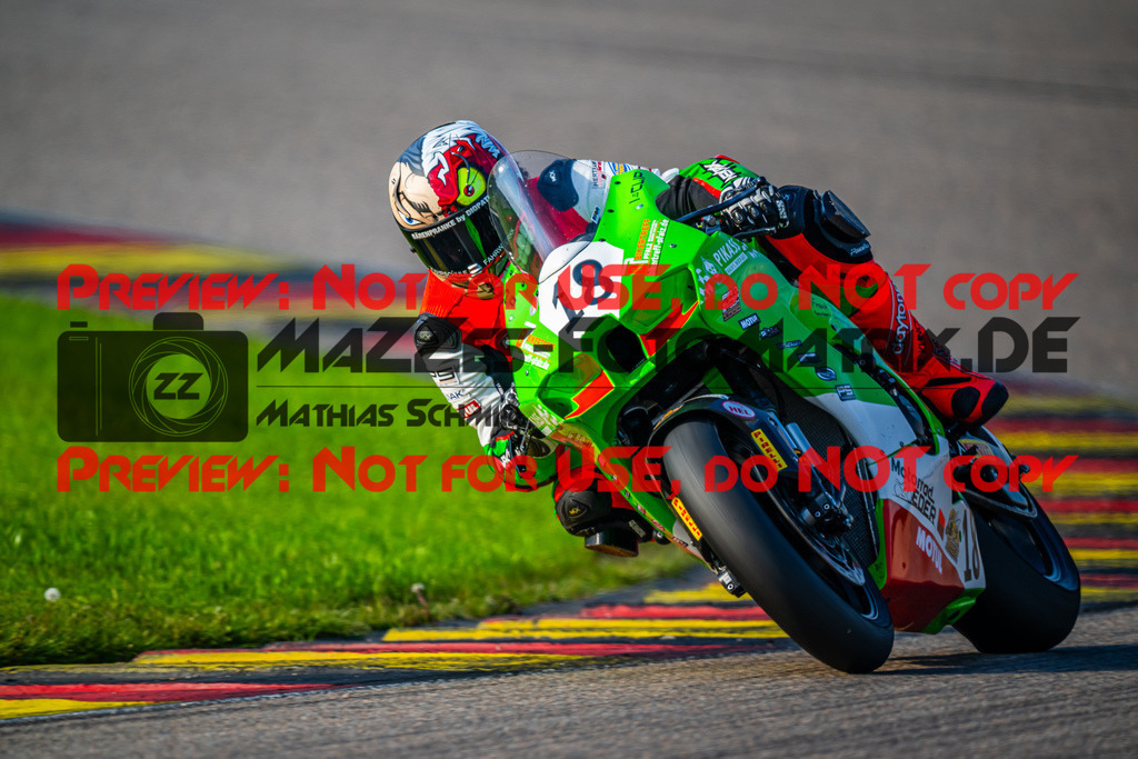 MaZZes_FotoMatrix_240504_6007705_6135 | STK1000
