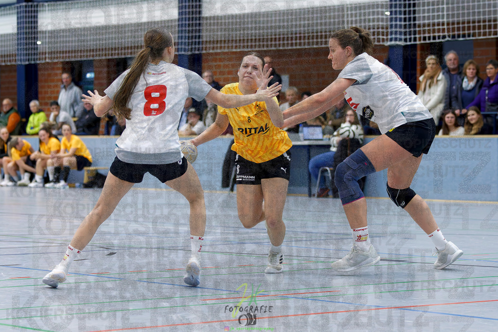 Frauen Oberliga Mitte (HHV); HSG Eibelshausen/Ewersbach - HSG Wettenberg II | Frauen Oberliga Mitte (HHV); HSG Eibelshausen/Ewersbach - HSG Wettenberg II am 13.12.2025 in Steinbrücken (Sporthalle am Hammerweiher)Photo © 2025 - Jörg Heinrich - Realisiert mit Pictrs.com