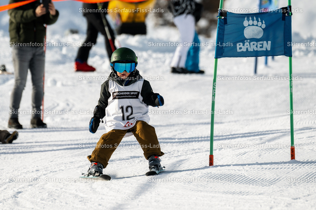 SRS_12.12.2025_0147 | SRS_12.12.2025_0147 - Realisiert mit Pictrs.com