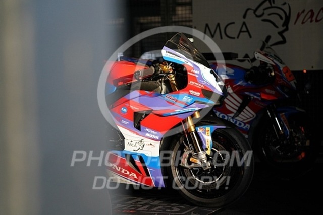 2025_04_27_PBK_10520 | Sportfotografie; SlowMotion; Video; Rennstrecke; Hafeneger; Speer; Racing; RSE; BMW; CBO; Trackday; Motorsportarena; Hockenheimring; Brno; Most; Barcelona; Valencia