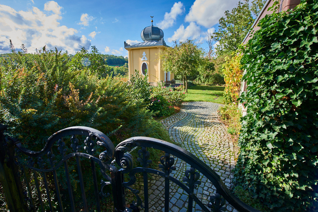 Das Blaue Häusel 01 | Bedeutsame Landschaften Deutschlands - Realisiert mit Pictrs.com