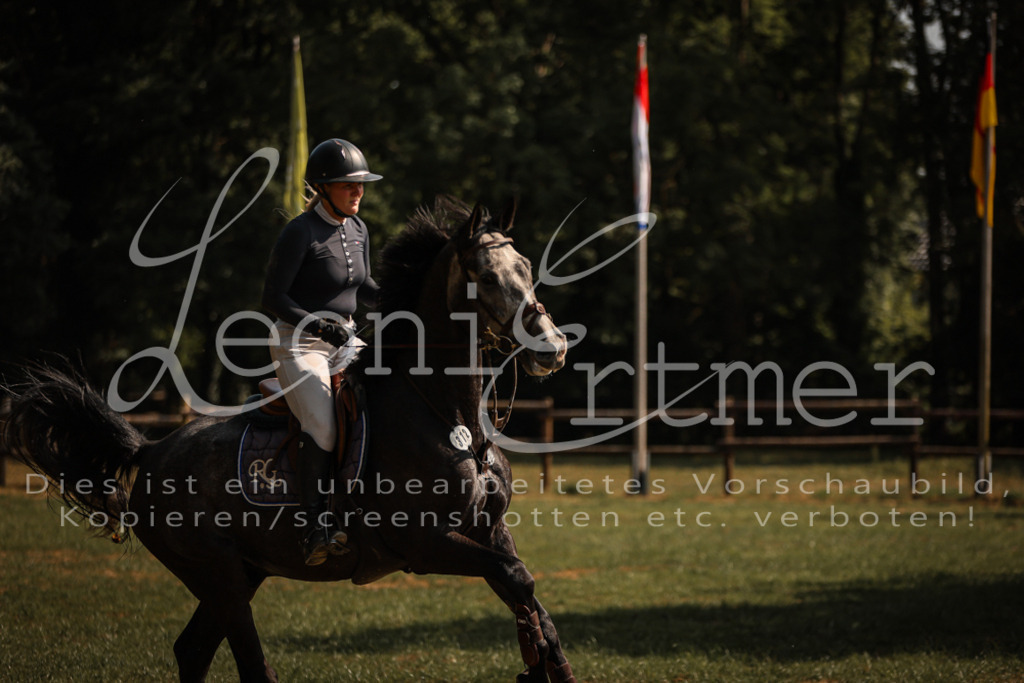 13.FrPfA00006 | Leoni Ertmer Photography - Realisiert mit Pictrs.com