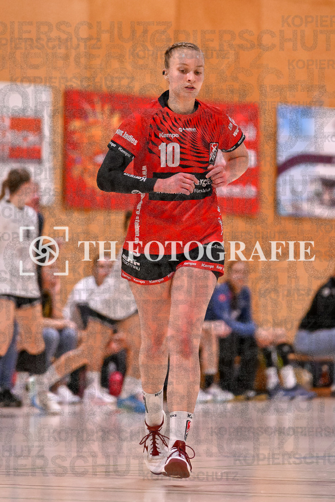 GER, SG Maulburg/Steinen - HSG Dreiland, Frauen-Handball, Oberliga Suedbaden, 3. Spieltag, Saison 2024/2025, 12.10.2024 | Amely Haas (SG Maulburg/Steinen, #10)GER, SG Maulburg/Steinen - HSG Dreiland, Frauen-Handball, Oberliga Suedbaden, 3. Spieltag, Saison 2024/2025, 12.10.2024Foto: TH Fotografie/Thomas Hess