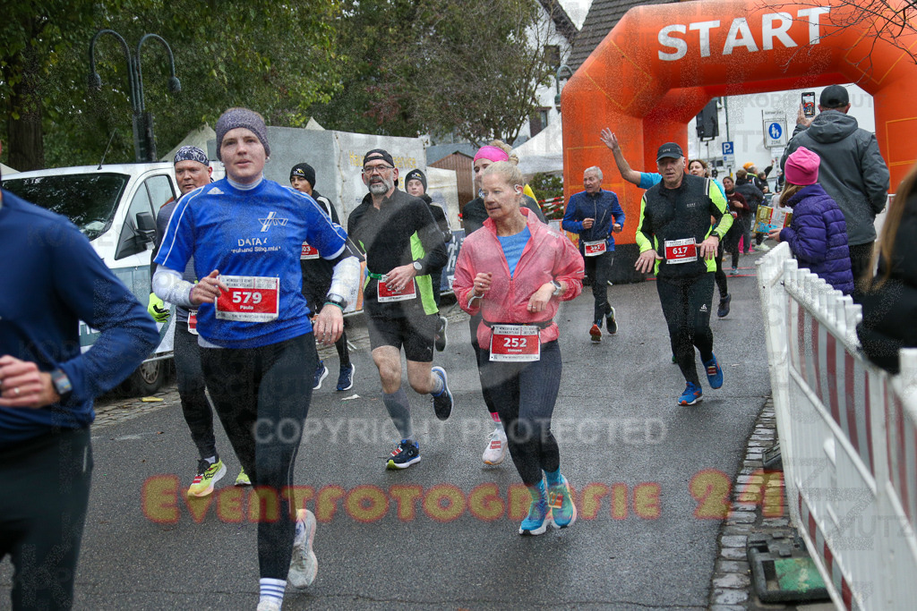 251130_1144_EX1_8606 | Sportfotografie im Rhein-Sieg Kreis, Köln, Bonn, NRW, Rheinland Pfalz, Hessen, etc. Unser Tätigkeitsfeld umfasst den Laufsport vom Volkslauf über den Marathon, Duathlon, Triathon bis zum Ultralauf wie Kölnpfad Ultra oder Schindertrail.