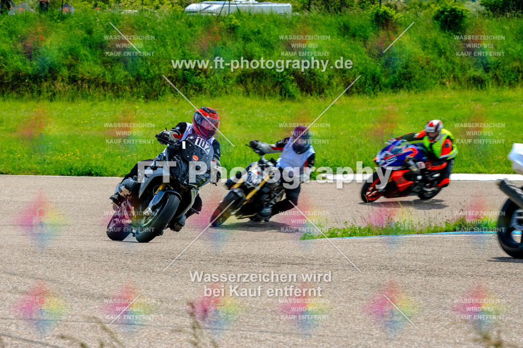 MotoTeam-9929 | Hier findet Ihr Bilder von Touristenfahrten auf der Nürburgring Nordschleife oder von anderen Veranstaltungen die ich besucht habe. Viel Spass beim Durch Schauen 