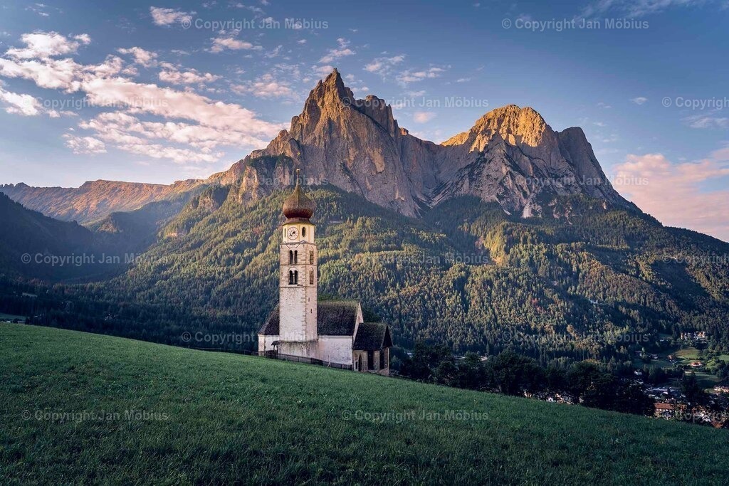 _DSC2190 | Leipzig Wandbilder Drucke Prints Leinwand Stadtmotive Leipzig Fotosdruck Kunstdrucke Bilder Leipzig Stadtansichten Acrylglasbilder Leipzig Wanddeko Fine Art Prints Wandbilder Büro Leipzig Bilder Praxis Zuhause Bilderdruck Poster Posterlounge Kunstdrucke - Realisiert mit Pictrs.com