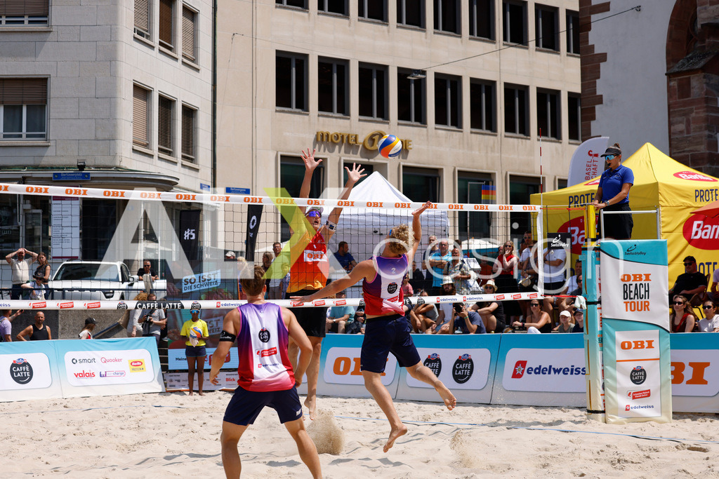 Obi BeachTour 2026 - Basel | BASEL, SWITZERLAND - JULY 19: MATHIS KÄLIN (SUI) during the Obi BeachTour 2026 match between LEITNER / KINDL (AUT) and BREER / KÄLIN (SUI) at Barfüsserplatz on July 19, 2026 in Basel, Switzerland. - Realisiert mit Pictrs.com