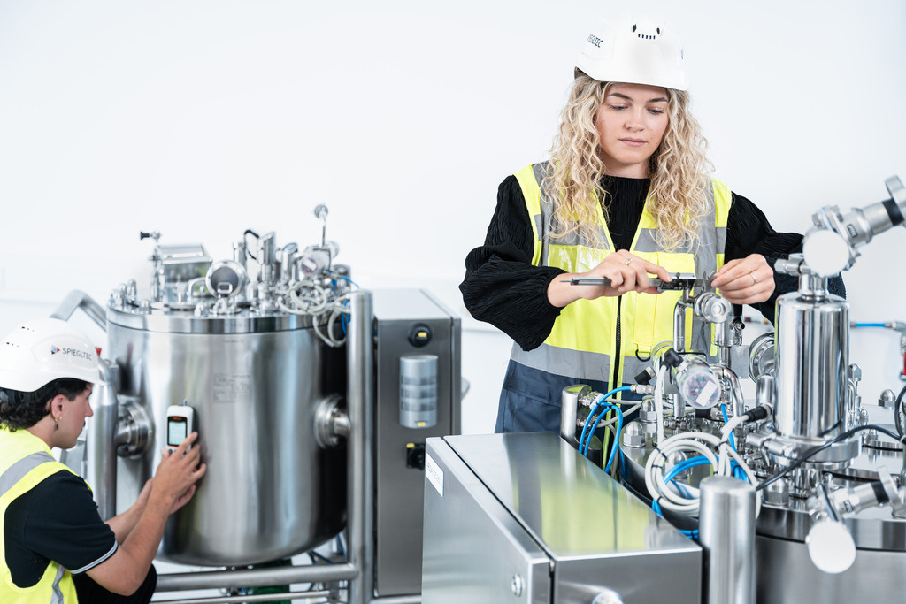 DSC09098-Bearbeitet | Ich bin dein zuverlässiger Hochzeitsfotograf oder Fotograf für die Taufe eures Kindes?
Gefallen dir hochauflösende Panorama Landschaftsbilder der Tiroler Alpen, insbesondere dem Wilden Kaiser?
Dann bist du hier genau richtig! - Realisiert mit Pictrs.com