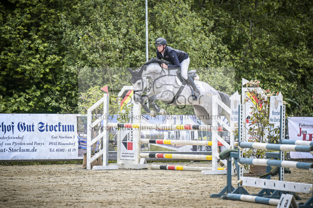 DOS_3843 | Entdecke hochwertige Reitturnierfotos von Foto Oger. Professionell, emotional und authentisch – jetzt Lieblingsmomente im Shop bestellen.Deutschlandweite Turnierfotografie. - Realisiert mit Pictrs.com