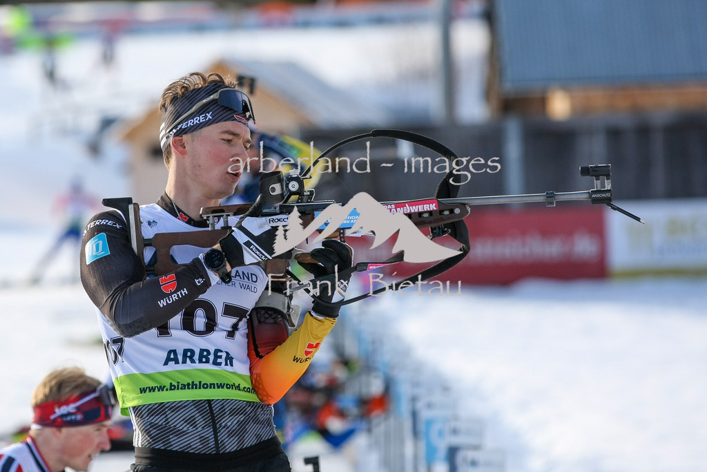 993T2232 | Darius Lodl