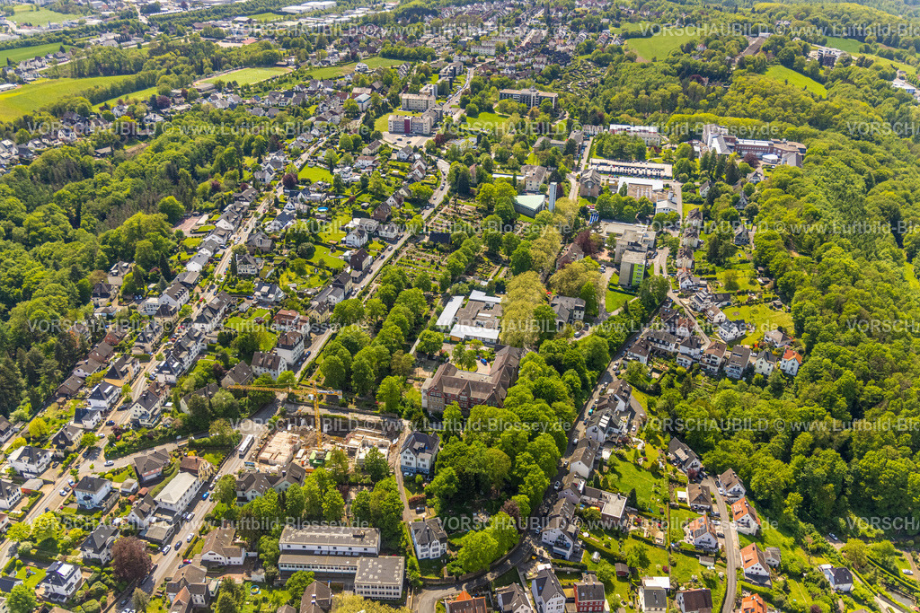 Wetter230503024 | Luftbild, Kliniken Volmarstein, Friedhof Volmarstein, evang. Stiftung Volmarstein Johanna Helenen Haus, Baustelle und Neubau an der Hartmannstraße, Wetter, Ruhrgebiet, Nordrhein-Westfalen, Deutschland