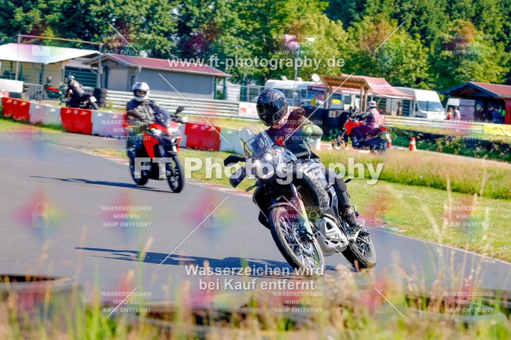 _MOT9060 | Hier findet Ihr Bilder von Touristenfahrten auf der Nürburgring Nordschleife oder von anderen Veranstaltungen die ich besucht habe. Viel Spass beim Durch Schauen 