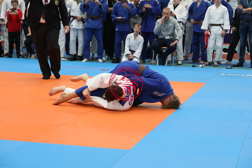 1J7A3055 | Fotos vom Adler Cup - Pictures from Adler Cup

Hier findet Ihr alle Eindrücke und großen Momente der Adler Cup Wochenenden. Here you will find all impressions and great moments of the Adler Cup weekends. - Realisiert mit Pictrs.com