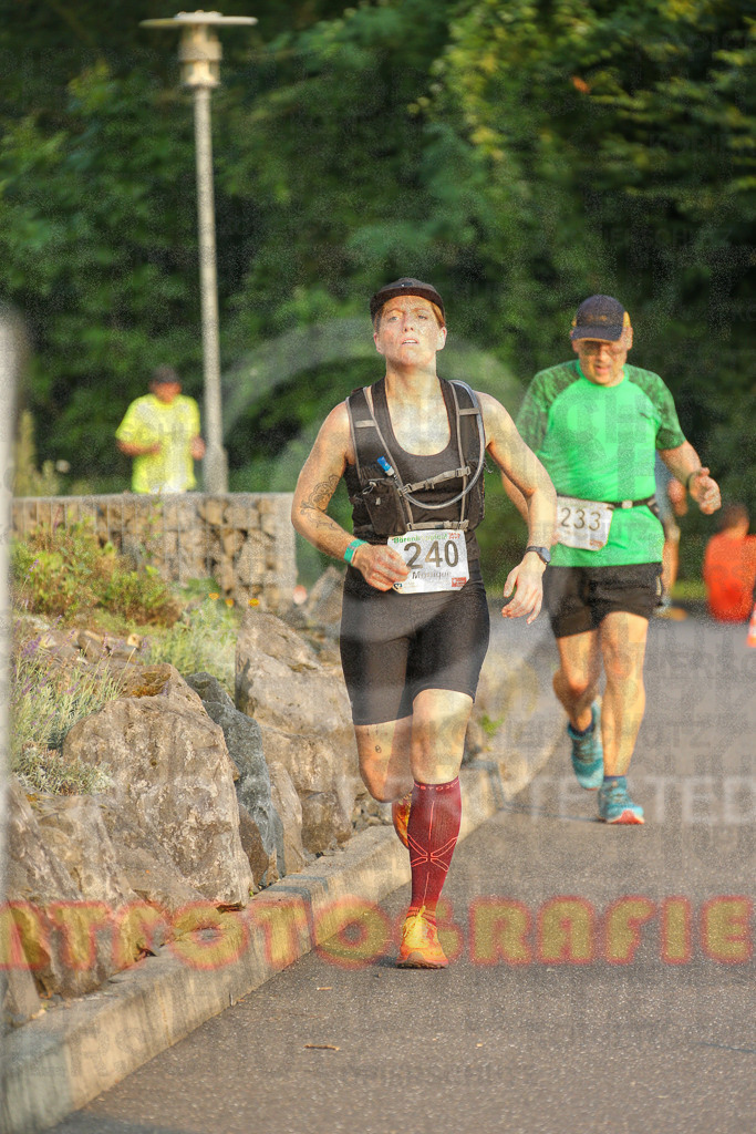 240802_1941_EX1_6724 | Sportfotografie im Rhein-Sieg Kreis, Köln, Bonn, NRW, Rheinland Pfalz, Hessen, etc. Unser Tätigkeitsfeld umfasst den Laufsport vom Volkslauf über den Marathon, Duathlon, Triathon bis zum Ultralauf wie Kölnpfad Ultra oder Schindertrail.