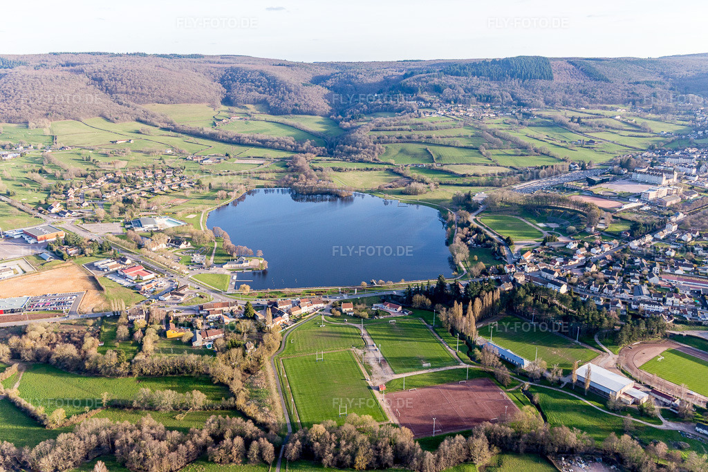 Luftbild: Autun (Burgund) in Autun im Bundesland Saône-et-Loire in Frankreich. Foto: IMG_105459.jpg vom 01.04.2018 durch Werner Riehm/FLY-FOTO.de