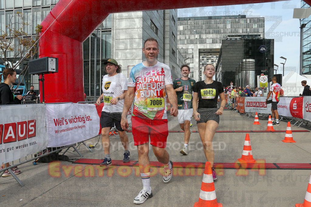 250920_1333_EX1_5437 | Sportfotografie im Rhein-Sieg Kreis, Köln, Bonn, NRW, Rheinland Pfalz, Hessen, etc. Unser Tätigkeitsfeld umfasst den Laufsport vom Volkslauf über den Marathon, Duathlon, Triathon bis zum Ultralauf wie Kölnpfad Ultra oder Schindertrail.