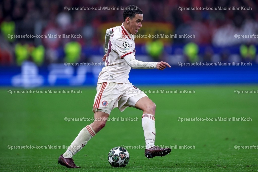 UCL11032502491 | 11.03.2025, Fußball, UEFA Champions League, Bayer 04 Leverkusen - FC Bayern München, Achtelfinale Rückspiel, BayArena, Saison 2024 2025: Jamal Musiala (FC Bayern #42)DFB regulations prohibit any use of photographs as image sequences and or quasi-video.