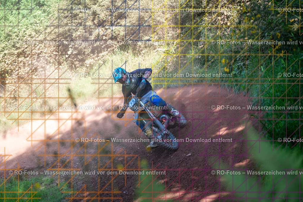 Wolfshausen 3 Lauf -749 | Sportfotografie von RO-Fotos: Motorsport, Motocross, Enduro, Laufveranstaltungen und Triathlon. Professionelle Fotos von Sportlern und Events. - Realisiert mit Pictrs.com