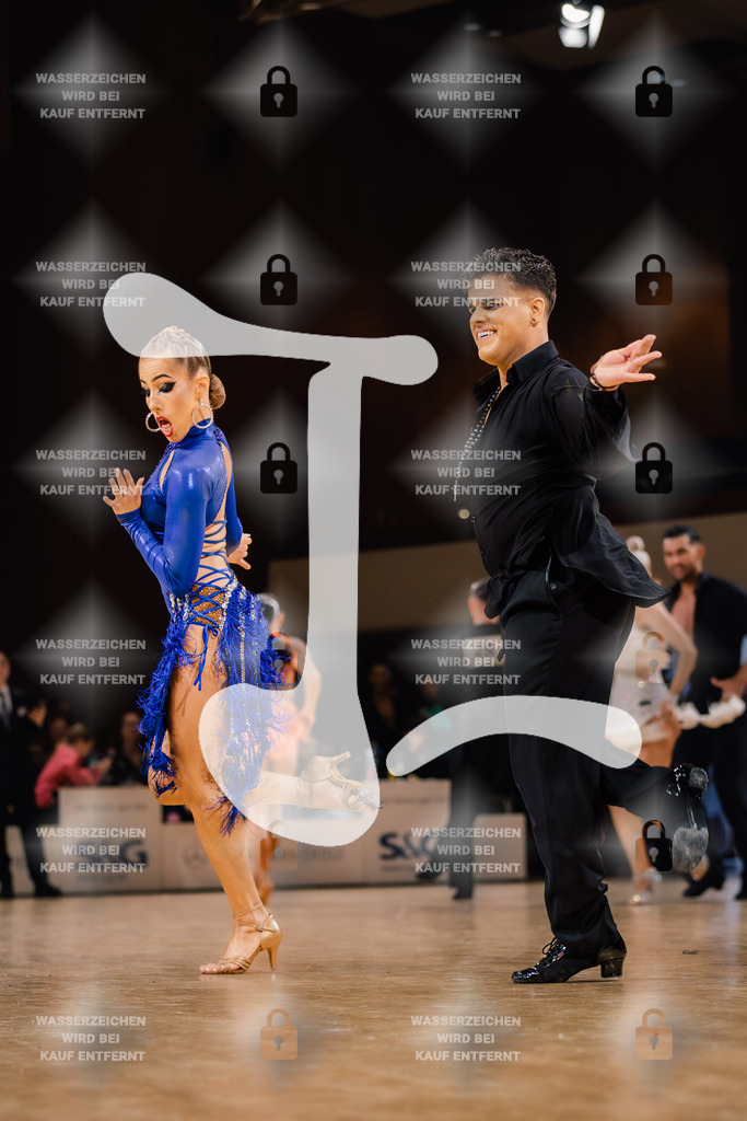 Goldstadtpokal 2025 - WDSF World Open Latin 31st (44) Francisco Pedrosa _ Tabea Klemm (Schwarz Weiß Club Pforzheim)-2025-01-25-5244 | Webshop for digital downloads and prints of dance sport, event & show photographer Julian Link - Realisiert mit Pictrs.com