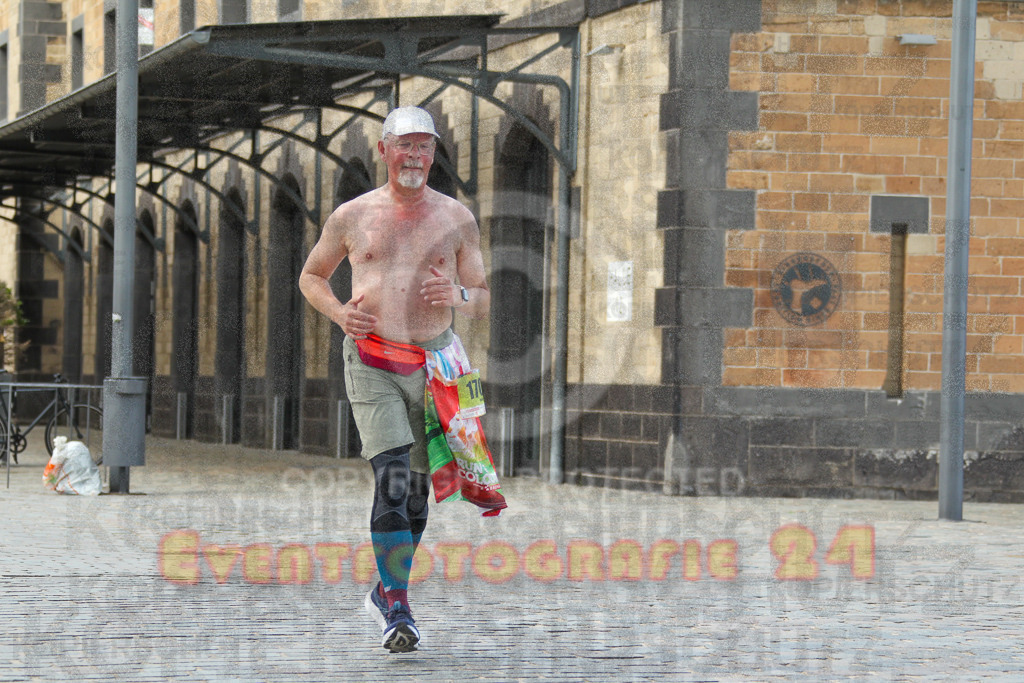 250920_1505_EV4_8084 | Sportfotografie im Rhein-Sieg Kreis, Köln, Bonn, NRW, Rheinland Pfalz, Hessen, etc. Unser Tätigkeitsfeld umfasst den Laufsport vom Volkslauf über den Marathon, Duathlon, Triathon bis zum Ultralauf wie Kölnpfad Ultra oder Schindertrail.