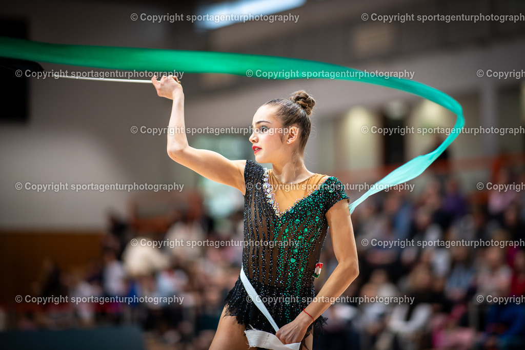 85B_7528 | HUN Berta Julia Nemeth Gymnastik International 2026 in der Sporthalle Schmiden in Fellbach (Deutschland).Foto: Klaus Gruber / sportagenturphotography - Realisiert mit Pictrs.com