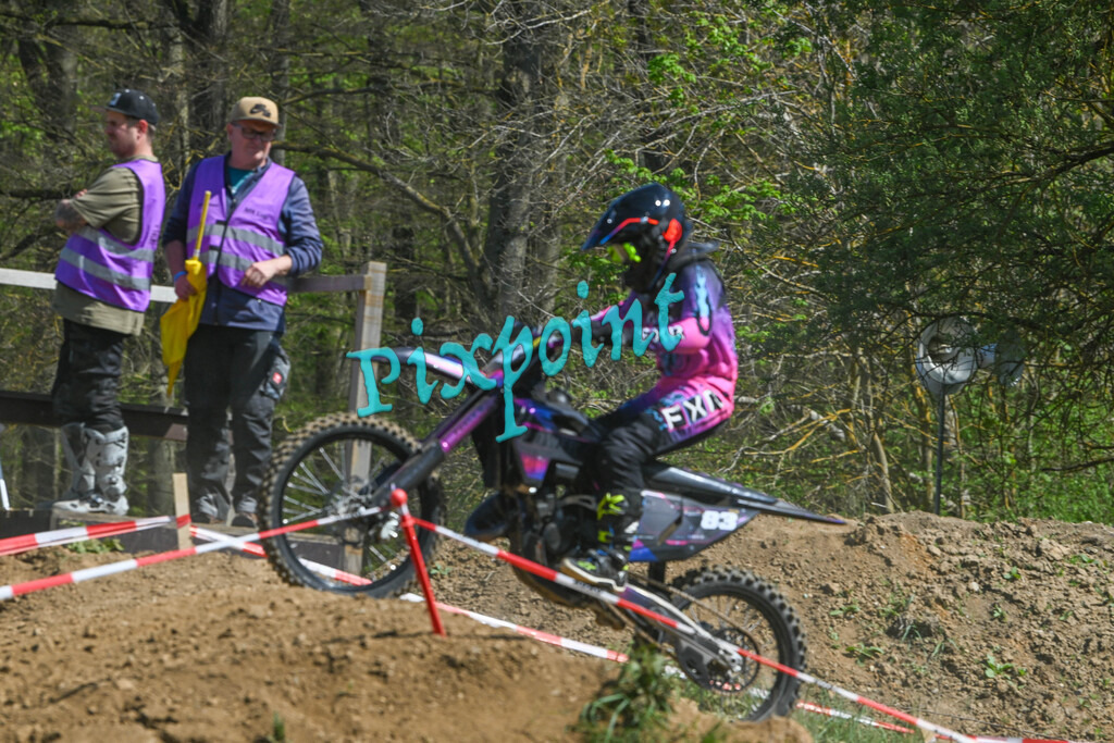 MX Cup Langöns Damen und Senioren -30 | pixpoint - Realisiert mit Pictrs.com