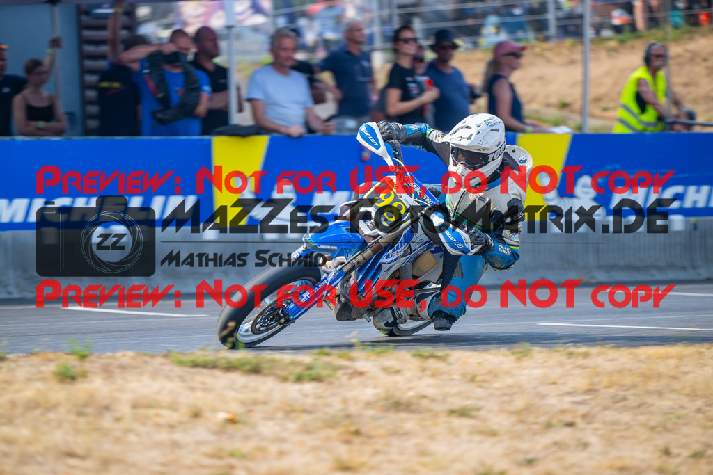 MaZZes-Fotomatrix-20260816-619159 | S2