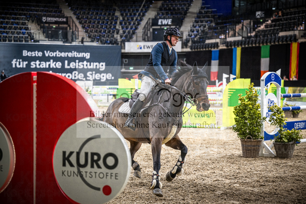 DOS_2502 | Entdecke hochwertige Reitturnierfotos von Foto Oger. Professionell, emotional und authentisch – jetzt Lieblingsmomente im Shop bestellen.Deutschlandweite Turnierfotografie. - Realisiert mit Pictrs.com