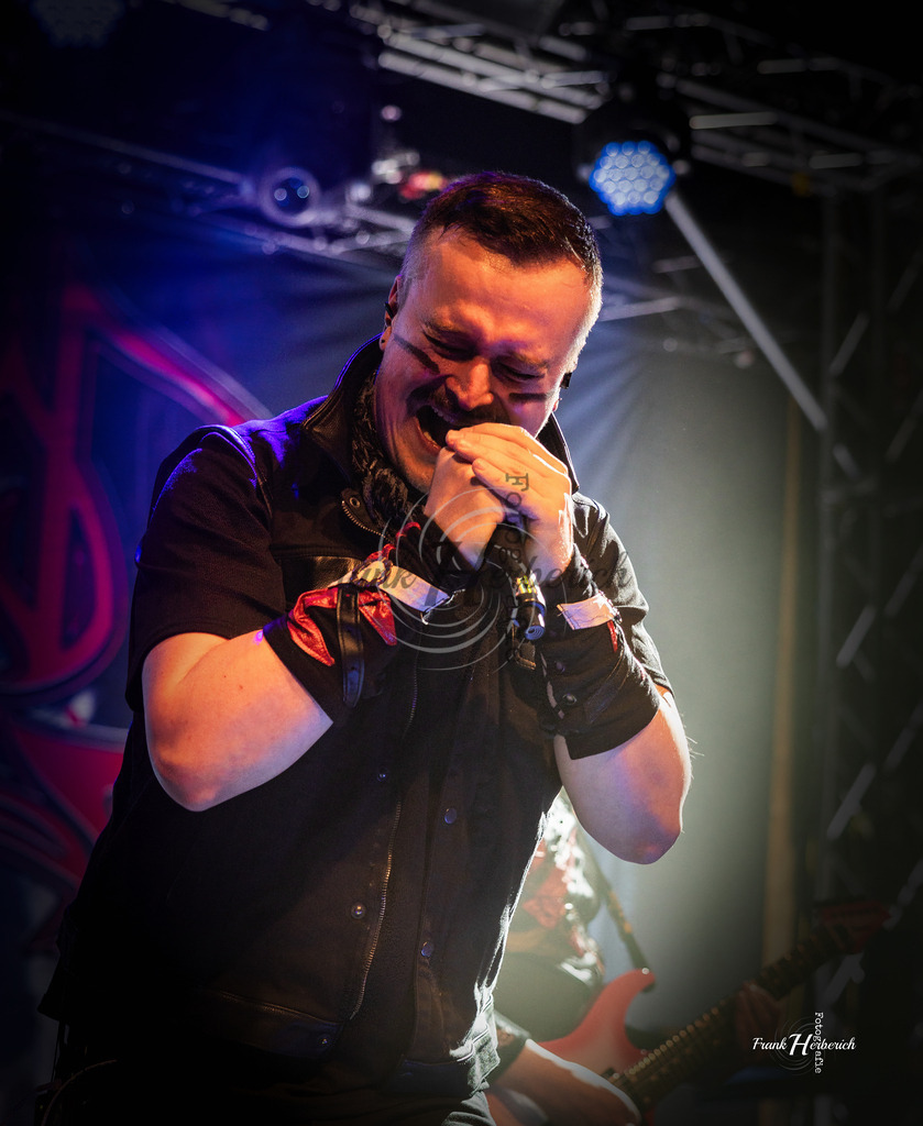 Ensiferum | Frank Herberich Fotografie, Frank Herberich, Fotografie, Hochzeit, Portrait, St. Peter Ording, Ording, Westerhever, Nordsee, Frank Fotografie, Hardheim,  Odenwald,Walldürn, Band,Eventfotografie - Realisiert mit Pictrs.com