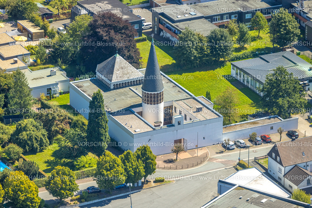 Kierspe250812998 | Luftbild, katholische Gemeinde St. Josef Kirche, Kierspe Bahnhof, Kierspe, Sauerland, Nordrhein-Westfalen, Deutschland