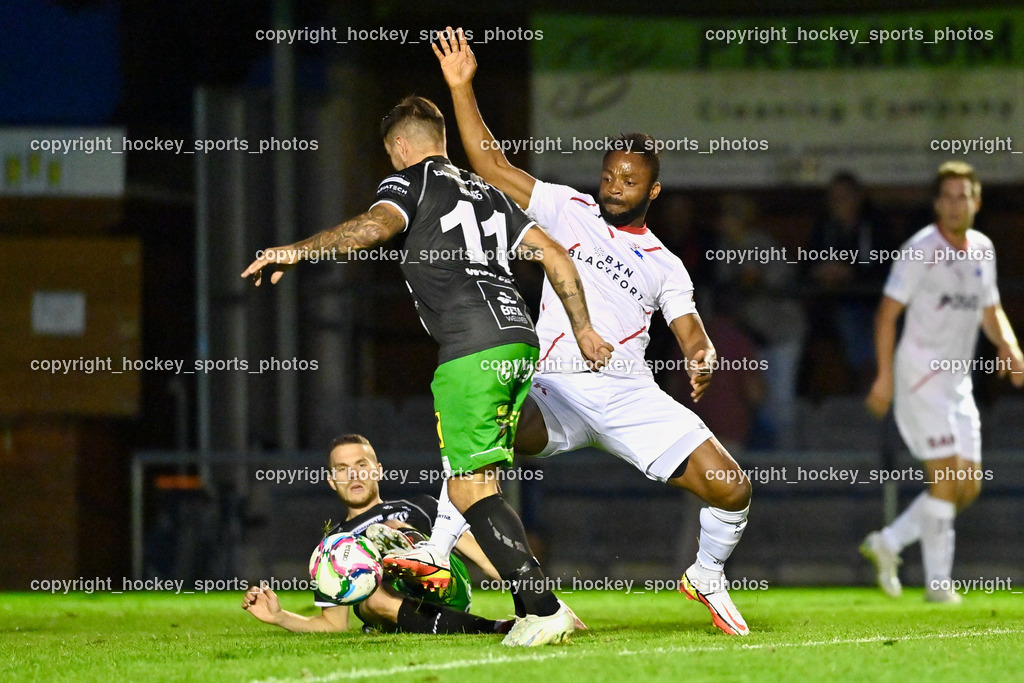 SAK Klagenfurt vs. FC Gleisdorf 09 2.9.2022 | #7 Christoph Gschiel, #11 Thomas Wotolen, #77 Ogochukwu Prince Akpomudia